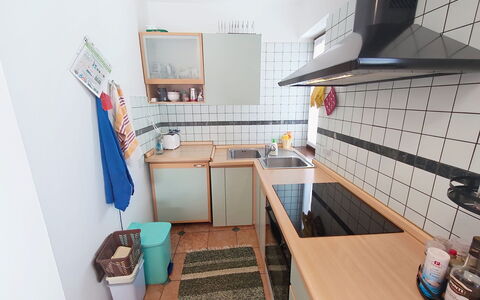 Casa Sofia: Cucina, Pavimentazione, Interior Design, Controsoffitto, Pavimento, Elettrodomestico Da Cucina, Apparecchio Major, Camera, Lavandino Della Cucina, Mobilia