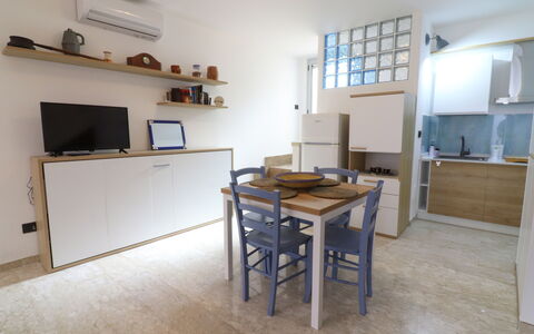 Malika: Mobilia, Pavimentazione, Interior Design, Legna, Pavimento, Camera, Appartamento, Cabinetry, Controsoffitto, Cucina