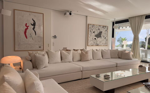 Villa the Marvel: Mobilia, Interior Design, Divano, Pavimentazione, Pavimento, Soggiorno, Appartamento, Casa, Tavolo, Soffitto