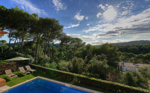 Villa Crab: Piscina, Eco Hotel, Valdiviana Temperate Rain Forest