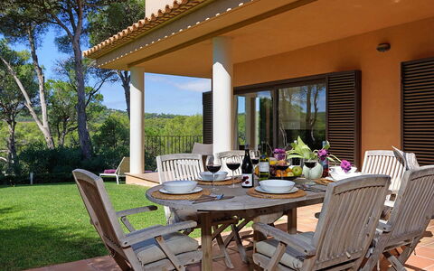 Villa Crab: Mobilia, Mobili Da Esterno, Sedia, Tavolo, Tavolo Esterno, Cucina & Sala Da Pranzo Tavolo, Shade, Terrazza, Giardino, Color Legno