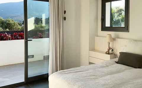 Villa Luisa: Mobilia, Interior Design, Letto, Parete, Camera Da Letto, Pavimentazione, Soffitto, Casa, Pavimento, Camera