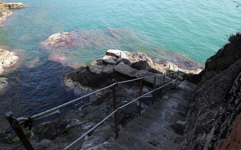 Casa Blue Dream: Acqua, Corpo D'Acqua, Roccia, Costiera E Morfologie Oceanic, Costa, Mare, Terreno, Oceano, Le Scale