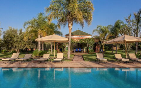 Villa Annarosa: Piscina, Ricorrere, Mobili Da Esterno, Ombrello, Lettino, Eco Hotel, Tempo Libero, Shade, Hacienda, Estate