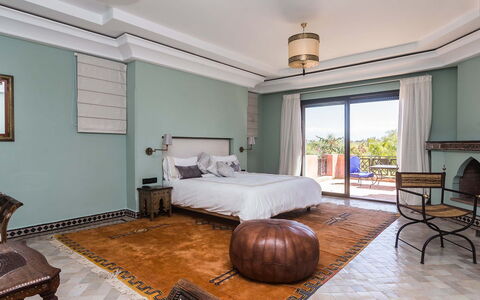 Villa Annarosa: Mobilia, Interior Design, Pavimento, Pavimentazione, Ricorrere, Piscina, Hotel, Villa, Eco Hotel, Sedia