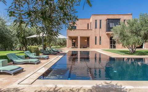 Villa Portraits: Piscina, Casa, Estate, Riflessione, Giardino, Landscaping, Dimora, Hacienda, Reflecting Pool, Villa