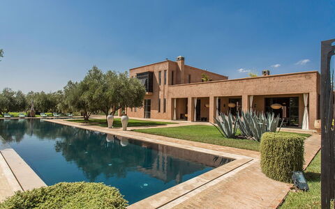 Villa Portraits: Estate, Dimora, Landscaping, Villa, Hacienda, Piscina, Agriturismo, Residenza Ufficiale