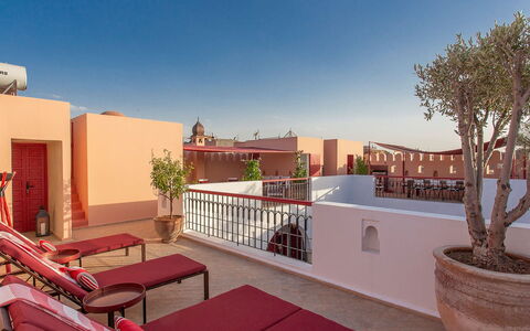 Dar Splendid: Parete, Appartamento, Mobilia, Sedia, Design, Mobili Da Esterno, Cortile, Pianta Della Casa, Balcone, Hotel