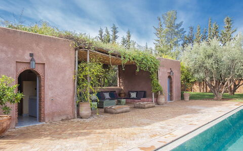 Villa Mauri: Architettura, Hacienda, Estate, Landscaping, Giardino, Cortile, Shade, Design, Backyard, Villa