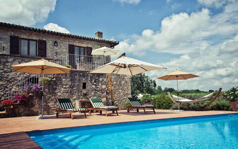 Villa Selvamica: Piscina, Ricorrere, Mobili Da Esterno, Lettino, Estate, Villa, Eco Hotel, Ombrello, Agriturismo, Landscaping