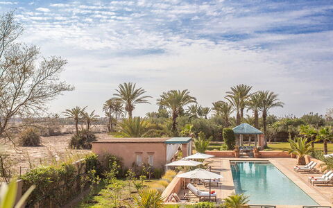 Villa Jamila: Piscina, Ricorrere, Mobili Da Esterno, Landscaping, Hacienda, Estate, Lettino, Villa, Eco Hotel