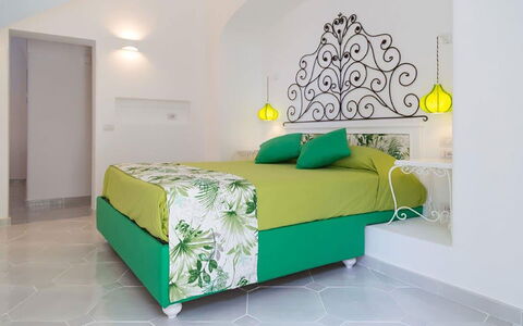 Villa Desideria: Interior Design, Mobilia, Pavimentazione, Pavimento, Soffitto, Camera Da Letto, Camera, Illuminazione, Casa, Letto