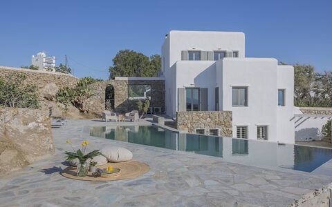 Villa Ermione: Piscina, Villa, Giochi D'Acqua, Ricorrere