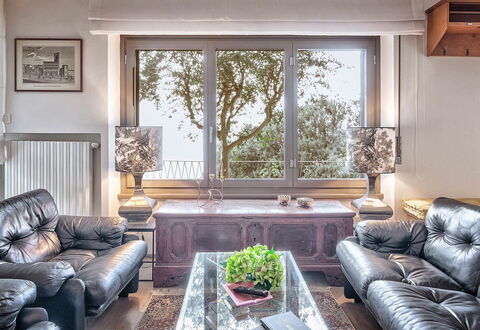 Cortona Deluxe: Mobilia, Interior Design, Divano, Legna, Soggiorno, Camera, Soffitto, Pavimentazione, Appartamento, Pavimento