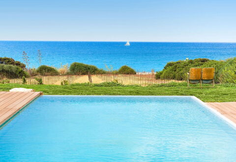 Villa Smeralda: Blu, Acqua, Mare, Piscina, Costiera E Morfologie Oceanic, Tempo Libero, Oceano, Ricorrere, Shade, Costa