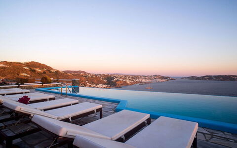 Casa le Rose: Blu, Piscina, Ricorrere, Resort Citta ', Hotel, Villa, Località Balneare, Eco Hotel