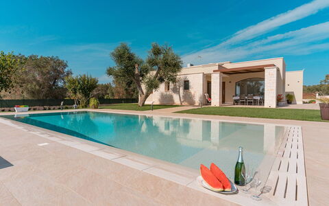 Villa Il Gelsomino: Piscina, Architettura, Estate, Landscaping, Giardino, Hacienda, Ricorrere, Dimora, Villa, Shade