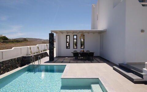Golden Sunset Villa: Materiale Composito, Piscina, Design, Balcone, Villa, Illuminazione Diurna, Attico