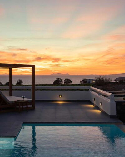 Golden Sunset Villa