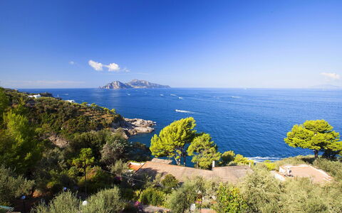 Villa Mary: Blu, Acqua, Corpo D'Acqua, Costa, Paesaggio Naturale, Costiera E Morfologie Oceanic, Orizzonte, Mare, Paesaggio, Promontorio