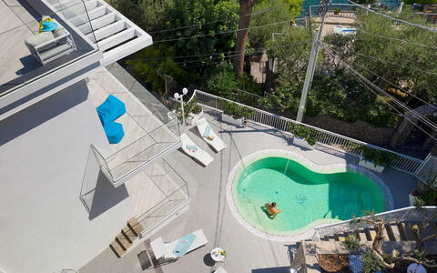 Villa del Cantone: Piscina, Ricorrere, Mobili Da Esterno, Materiale Composito, Eco Hotel, Estate, Tempo Libero, Shade, Villa, Terme