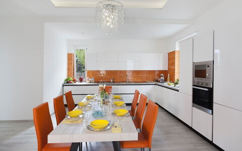 Villa del Cantone: Mobilia, Interior Design, Pavimentazione, Sedia, Cucina, Legna, Pavimento, Tavolo, Cucina & Sala Da Pranzo Tavolo, Casa