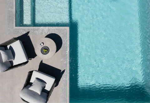 Villa Estia: Piscina, Mobili Da Esterno, Lettino, Materiale Composito, Ricorrere, Sedia, Tempo Libero, Shade, Sedia A Sdraio, Calcestruzzo
