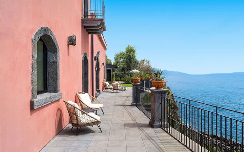 Villa Pozzillo: Mare, Costiera E Morfologie Oceanic, Costa, Oceano, Sedia, Balcone, Pianta Della Casa, Vaso Di Fiori, Baia