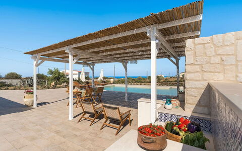 Villa Camporeale: Mobilia, Mobili Da Esterno, Materiale Composito, Sedia, Shade, Struttura Esterna, Terrazza, Pergola, Ricorrere, Piscina