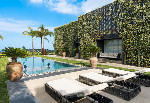 Villa Monica: Giardino, Shade, Landscaping, Piscina, Eco Hotel, Ricorrere, Villa, Hacienda, Cortile