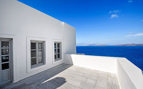 Presidential Villa: Blu, Appartamento, Mare, Oceano, Illuminazione Diurna, Balcone