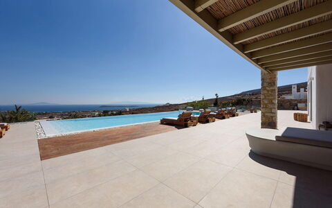 Villa Melina: Pavimentazione, Pavimento, Materiale Composito, Shade, Piastrella, Piscina, Flagstone, Calcestruzzo, Design, Colonna