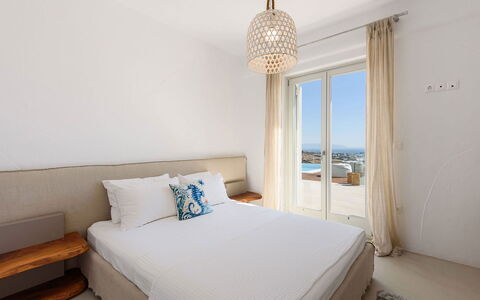 Villa Melina: Mobilia, Interior Design, Legna, Camera Da Letto, Pavimento, Letto, Tessile, Pavimentazione, Appartamento, Biancheria