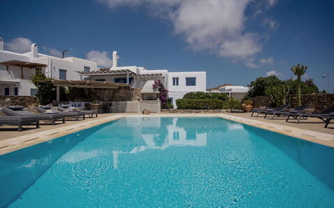 Villa Talassa: Piscina, Ricorrere, Eco Hotel, Estate, Villa, Mobili Da Esterno, Resort Citta ', Hotel, Località Balneare