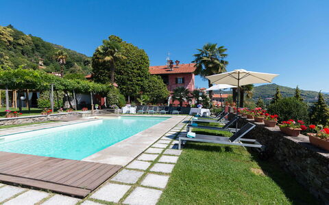 Mariuccia 1: Piscina, Ricorrere, Mobili Da Esterno, Catena Montuosa, Eco Hotel, Tempo Libero, Ombrello, Resort Citta ', Hacienda