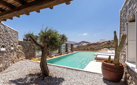 Villa Mitos: Materiale Composito, Piscina, Villa, Agriturismo, Cortile, Eco Hotel, Flagstone, Piastrella, Ricorrere
