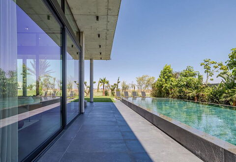 Villa Nadia: Piscina, Estate, Shade, Landscaping, Design, Eco Hotel, Villa, Ricorrere, Cortile