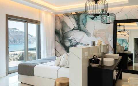Villa Elettra: Mobilia, Interior Design, Camera Da Letto, Camera, Soffitto, Cuscino, Tenda, Sedia, Finestra Trattamento, Hotel