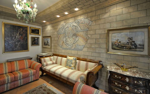 Apartment Bright: Interior Design, Mobilia, Parete, Soffitto, Pavimentazione, Cornice, Pavimento, Soggiorno, Illuminazione, Divano