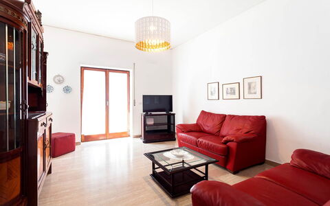 Casa Gina: Mobilia, Interior Design, Pavimentazione, Pavimento, Parete, Divano, Legna, Camera, Soggiorno, Soffitto