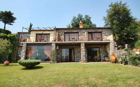 The Sea Farmhouse: Casa, Estate, Villetta, Hacienda, Giardino, Agriturismo, Backyard, Cortile, Shade, Villa