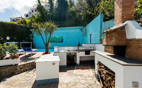 Villa Angel: Sedia, Giardino, Shade, Piastrella, Design, Pianta Della Casa, Landscaping, Hacienda, Backyard, Cortile