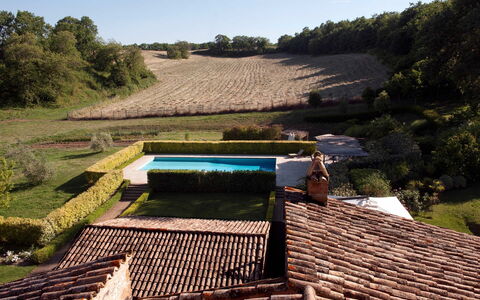 Villa Collombroso: Piscina, Tetto, Estate, Agriturismo, Villetta, Backyard, Giardino, Eco Hotel, Hacienda, Ricorrere