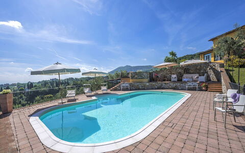 Villa delle Rose: Piscina, Ricorrere, Mobili Da Esterno, Eco Hotel, Hotel, Resort Citta ', Ombrello, Sedia, Lettino, Villa