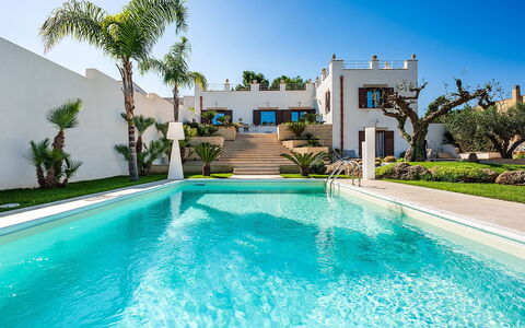 Villa la Pigna: Blu, Piscina, Architettura, Ricorrere, Estate, Giardino, Landscaping, Hacienda, Dimora, Villa