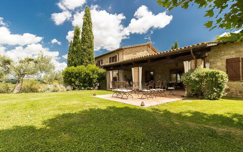 Villa Molinazzo 14: Erba, Casa, Casa, Arbusto, Paesaggio, Lotto, Agriturismo, Villetta, Estate