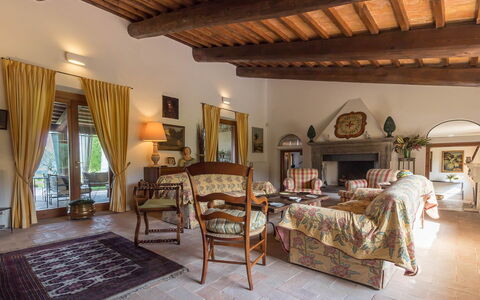 Villa Molinazzo 14: Mobilia, Casa, Casa, Illuminazione, Sedia, Tavolo, Pavimentazione, Soggiorno, Pianta Della Casa, Vaso Di Fiori