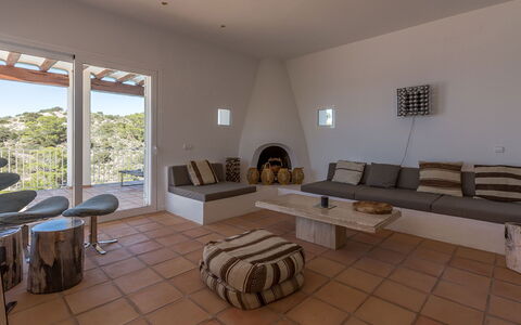 Can Lorenzo: Mobilia, Pavimento, Pavimentazione, Interior Design, Casa, Soffitto, Soggiorno, Sedia, Camera, Divano