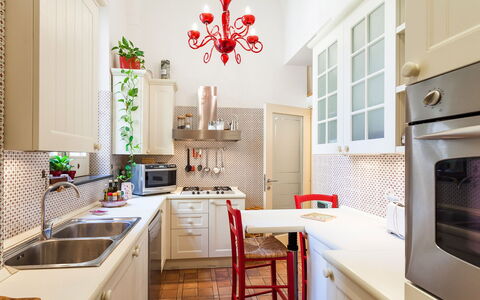Casa Rossella: Cucina, Interior Design, Controsoffitto, Elettrodomestico Da Cucina, Mobilia, Cabinetry, Pavimentazione, Apparecchio Major, Lampada, Casa