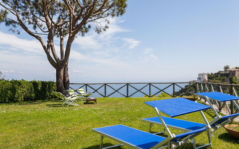 Il Giardino di Ravello: Blu, Mare, Oceano, Shade, Costa, Balcone, Eco Hotel, Ricorrere, Mobili Da Esterno, Villa